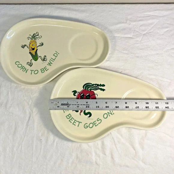 Vintage 2003 WMG the Beet Goes On and Corn To Be Wild Lunch/Snack Plates - Picture 10 of 10